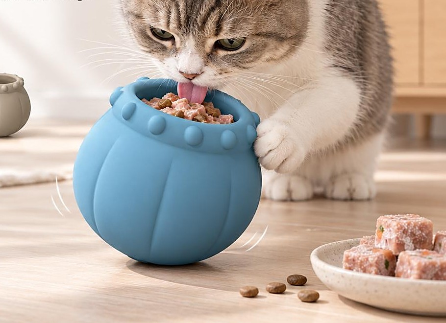 Wobble & Lick Enrichment Toy